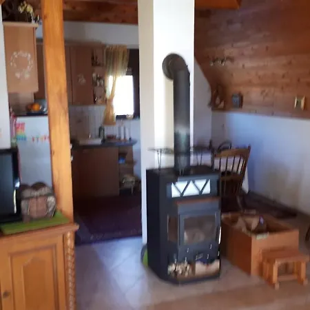 Kuca Za Odmor Vitica S Vanjskim Kaminom Шале Купрес