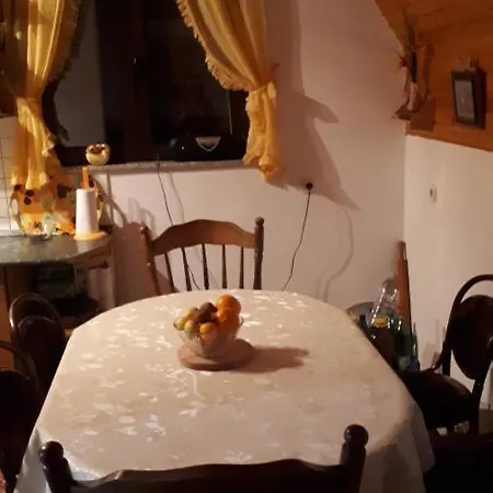 Kuca Za Odmor Vitica S Vanjskim Kaminom * Kupres (Canton 10)